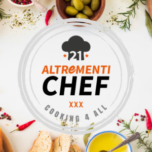 Logo di AltrementiChef al centro, cincondato da pasta secca, verdura, formaggio e spezie.